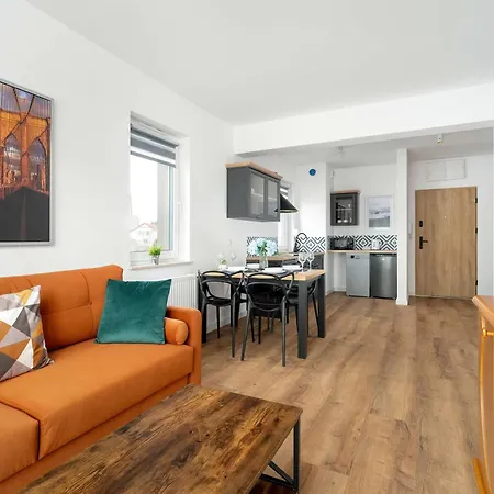 Elegancki Niedaleko Parku W Poznaniu Z Tarasem I Parkingiem By Renters