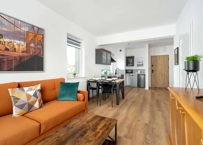 Elegancki Niedaleko Parku W Poznaniu Z Tarasem I Parkingiem By Renters